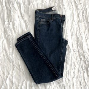 Like new!  GAP True Skinny Ankle jeans